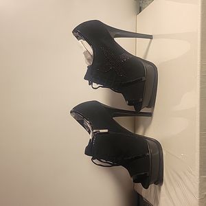 530 Basconi high heel shoes